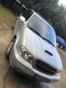 KIA Carnival 2,9 - 8