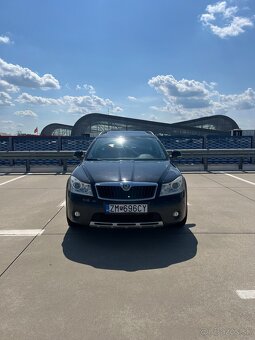 Škoda Octavia Scout 2,0 TDi 103 kW - 8