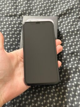 Apple iPhone 11 Pro 256gb - 8