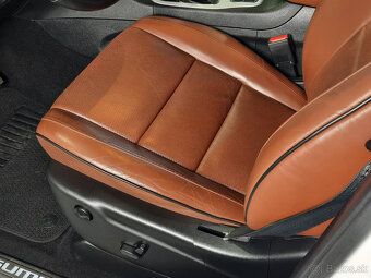 Jeep Grand Cherokee Summit 5.7L - V8 Hemi - 8