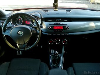 REZERVOVANE Alfa Romeo Giulietta - 8