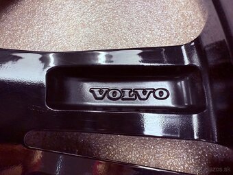 Originál zimní kolesa Volvo S60 R19 - 8