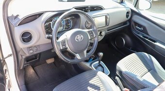 Toyota Yaris 1.5 HybridSD Style - 8