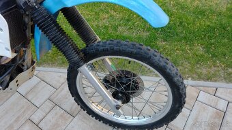 Kawasaki KLR 250 - 8