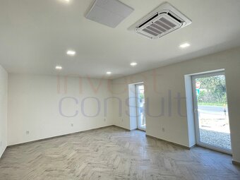 2330 NA PREDAJ PRI KOMÁRNE VIACÚČELOVÝ DOM - 8