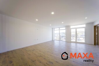 Veľkometrážny 3- izbový byt s terasou, Prievidza - 8