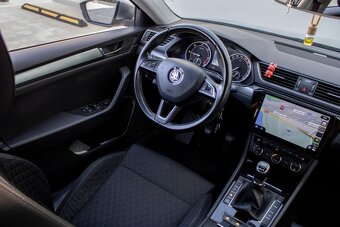 Škoda Superb combi III (3V) - 8