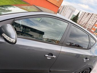 Hyundai i30 1.4 benzín + LPG - 8