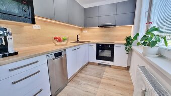 3-izbový byt s loggiou po kompletnej reko., Miškovecká - 8