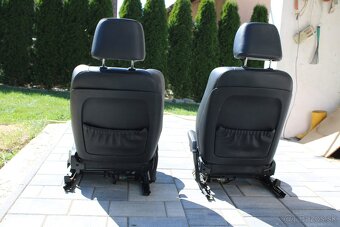 BMW E53 čierny interier - 8