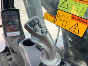 Kolesový bagr Volvo EW160C - TILTROTATOR - 3x lžíce - 8