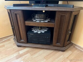 rustikálna vitrína - 8