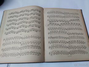 Stará kniha - hudba pre husle - 8