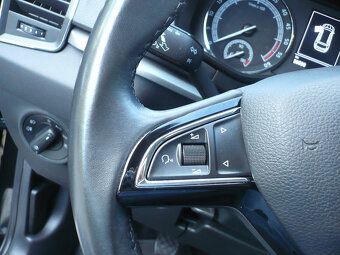 SKODA KAROQ 1,6 TDI LIVE PLUS R.V. 2020,1.MAJ.KUP.SR - 8