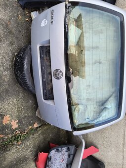Predám kufor škoda Octavia Fabia vw golf kombi - 8