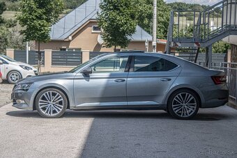 Škoda Superb 2.0 TDI Style - 8