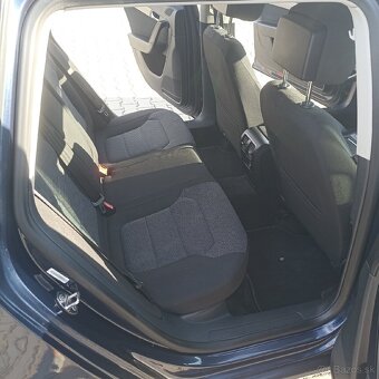 Volkswagen Passat B7 2.0 TDI 103kW DSG - 8