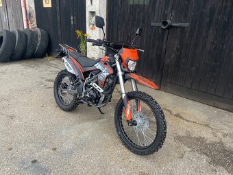 Cestne enduro Asix Defender model 2026 - 8