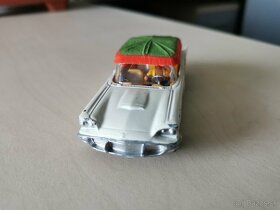 Corgi toys Ford Thunderbird - 8