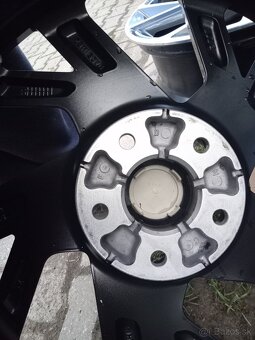 18"5x114,3 ET 55 - originálne hliníkové disky Hyundai i30N - 8