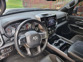 Ram 1500 Laramie 2020 5.7 Hemi 4x4 - 8