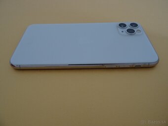 iPhone 11 PRO MAX 64GB SILVER - ZÁRUKA 1 ROK - 100% BATERIA - 8