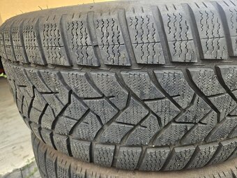 Dunlop R20 - 8