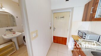 Garsónka Nové Mesto nad Váhom, rekonštrukcia, zariadená, par - 8