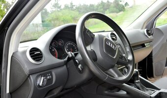 Audi A3 Sportback - 8