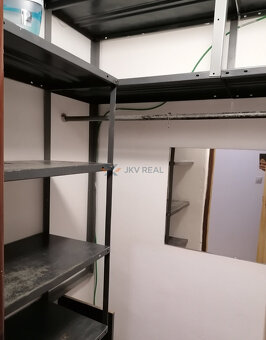 Prenájom: Priestranný 2-izbový Byt (prerobený na 3 izby) s B - 8