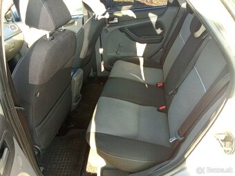 Ford Focus MK 2 SEDAN 1.6 TDCi 80kw - 8