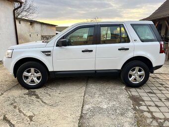 LAND ROVER FREELANDER 2 - 8