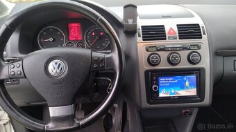 Volkswagen Touran 2.0TDI. - 8