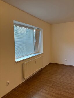 Bezbarierový 1 izb. byt s parkovacím miestom, Mierová - Prie - 8