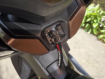 Predám Maxi skúter Honda Forza 125, ABS, 11kw - 8