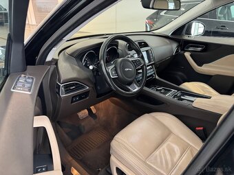 Jaguar F-Pace 3.0D 300PS Prestige AWD Auto - 8