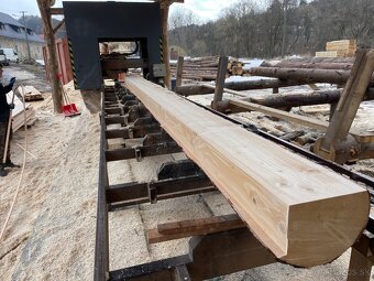 Dvojkotúčová Uhlová píla - 8