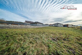 STAV.POZEMOK-TERIAKOVCE,903 M2, IS NA POZEMKU, NOVÁ LOKALITA - 8