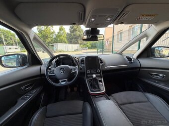 Renault Scenic - 8