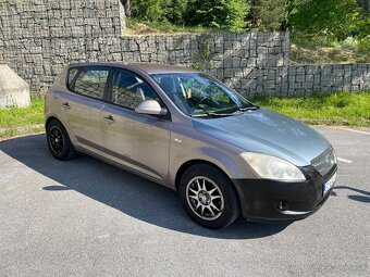 Kia ceed 1.6 CVVT 93KW - 8