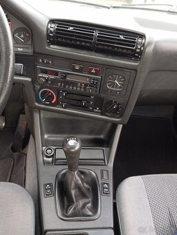BMW E30 Coupé - 8