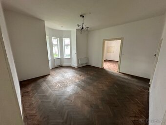 Obchodný priestor 260 m² na prenájom v centre Sobraniec - 8