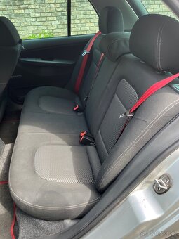Škoda Fabia 1.4 - 8