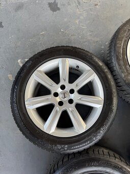 225/55 R17 Volvo - 8