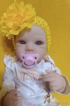 Realistická bábika Lolka - 8