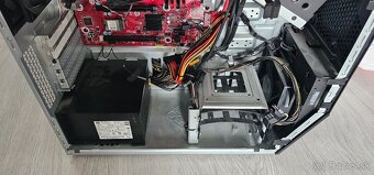 Jedna sa o HP Omen 880-112nc - 8