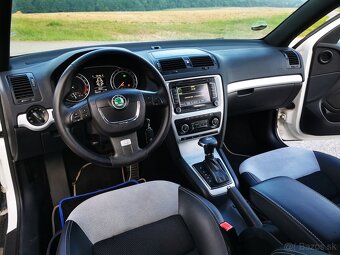 ŠKODA OCTAVIA COMBI RS 2.0TDI CR DSG+F1 125KW 170PS XENON - 8