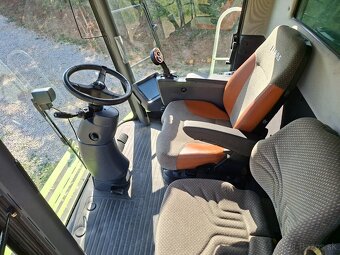 Claas Lexion 600 - 8