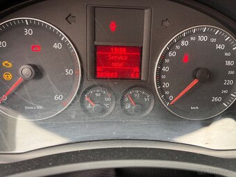 Volkswagen golf - 8