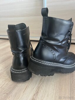 Karl Lagerfeld - 8